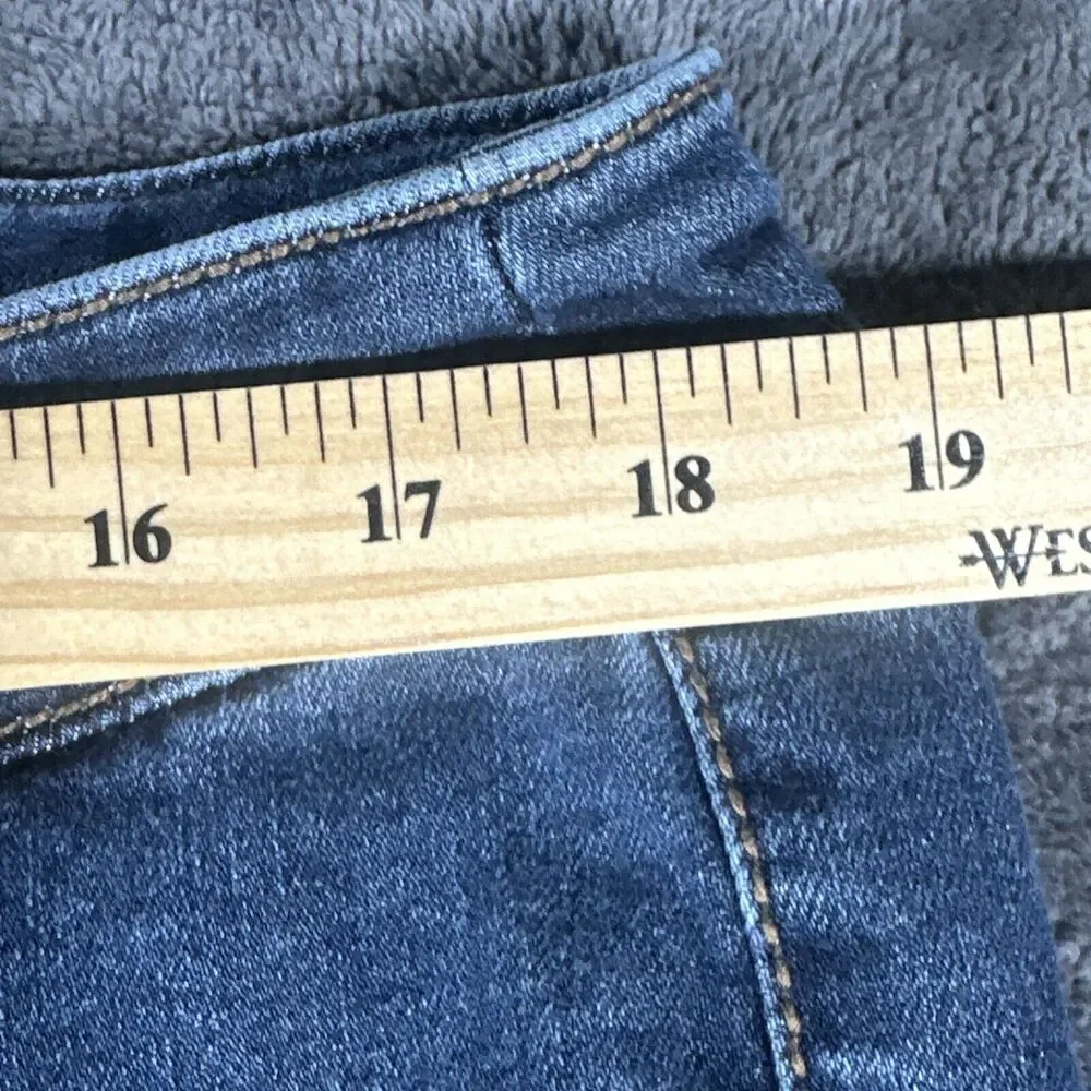 Classic Blue Flared Women's Jeans - Picture 5 of 16